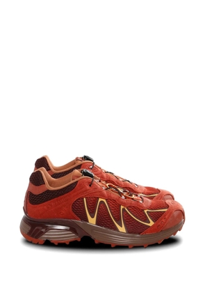 Salomon XT-WHISPER zigzag detail sneakers - Orange