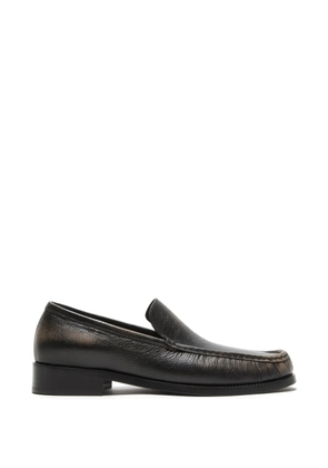 Acne Studios logo-lettering loafers - Black