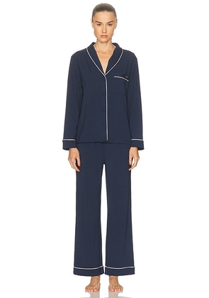 LUNYA Slumberknit Shawl Collar Pant Set in Deep Blue & Delicate Pink - Navy. Size L (also in M, S, XS).