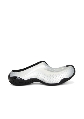 Balenciaga Basketball Slip On Sneaker in Silver & Black - Metallic Silver. Size 42 (also in 43, 44, 45).