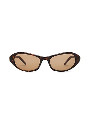 Chimi Aria Sunglasses in Terra Tortoise & Brown - Brown. Size all.