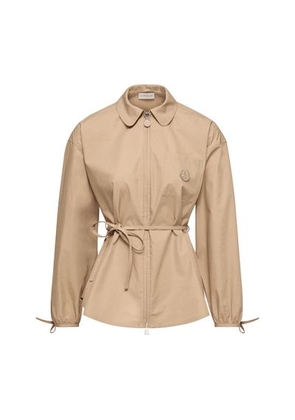 Long-sleeved zippered shirt