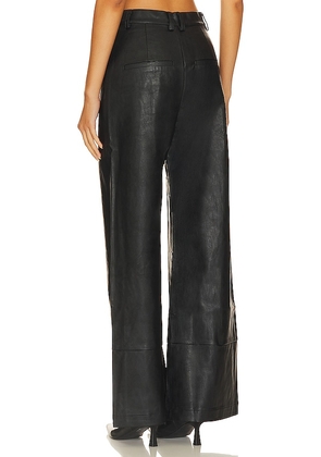Bardot Marlowe Wide Leg Pant in Black. Size 2. Also in 4, 8, 10.