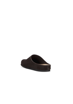 Common Projects Clog in Brown. Size 42. Also in 43.