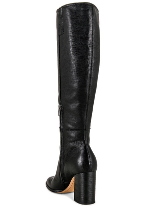Dolce Vita Fynn Boot in Black. Size 6. Also in 10.