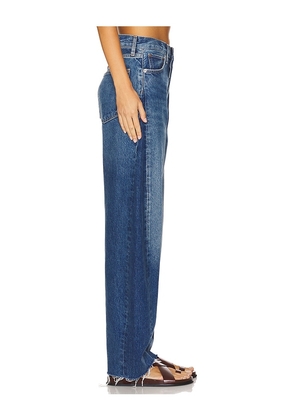 AGOLDE Luna Pieced High Rise Curved Taper Jeans in Denim-Medium. Size 24. Also in 25, 26.