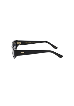 Banbe Kasia Sunglasses in Black.