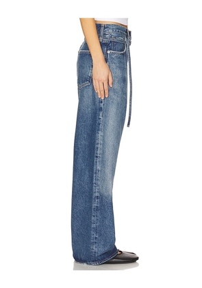 AGOLDE Emmi Jeans in Blue. Size 29. Also in 30, 31.