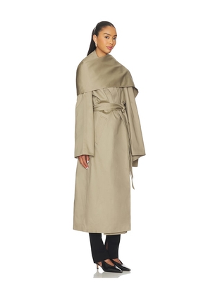 EAVES Yuna Trench Coat in Beige. Size M. Also in L, S, XS, XXS.