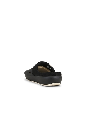 Brunch Aura Clog in Black. Size 12/12.5. Also in 10/10.5, 13/13.5, 7/7.5.