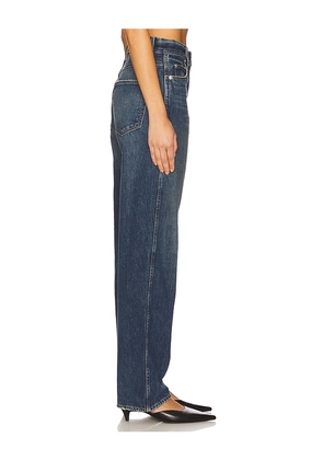 AMO Denim Annette Straight Jeans in Blue. Size 25. Also in 23, 26, 27, 29, 30, 31.