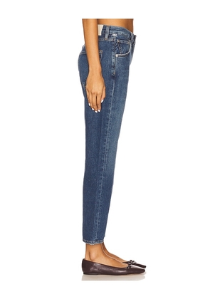 Citizens of Humanity Winslow Low Rise Boyfriend Jeans in Blue. Size 24. Also in 23, 25, 26, 29.