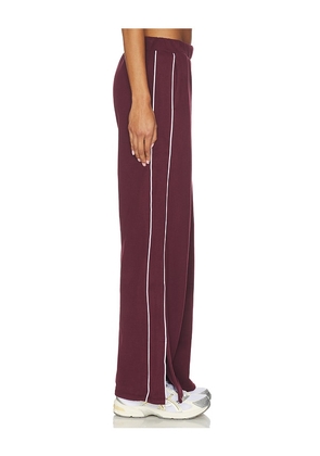 Beyond Yoga Luxe Fleece Piper Wide Leg Pant in Burgundy. Size M. Also in XS, S, L, XL.