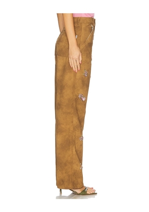 Des Phemmes Pant in Brown. Size 40/S. Also in 38/XS.