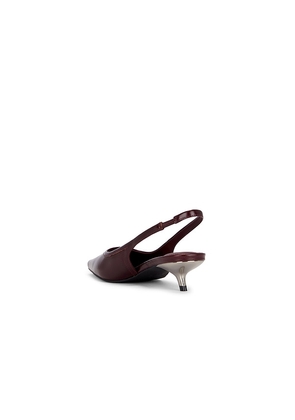 Dirt Slingback Pump in Burgundy. Size 37. Also in 38.