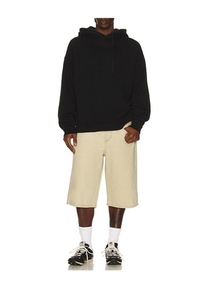 AGOLDE Fusion Skater Short in Cream. Size 31. Also in 32, 29, 34, 36.