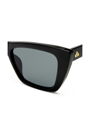 AIRE Solstice Sunglasses in Black.