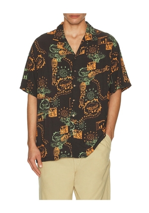 Critical Slide Madness Resort Shirt in Black. Size M. Also in S, L.