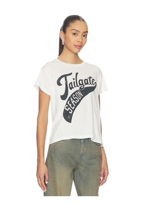 DAYDREAMER Tailgate Season Solo Tee in White. Size M. Also in L, S, XL.