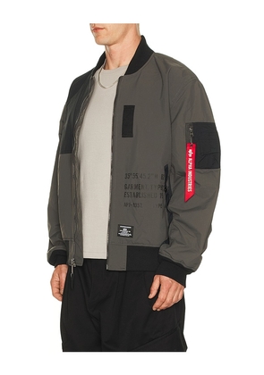 ALPHA INDUSTRIES L-2B Relaxed Patchwork Flight Jacket in Grey,Black. Size L. Also in XL/1X.