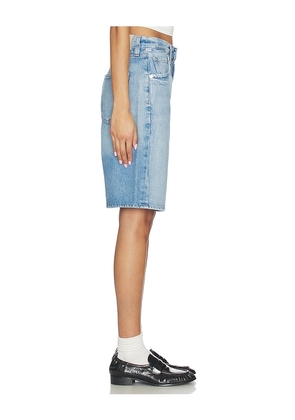 Citizens of Humanity Court Denim Short in Blue. Size 23. Also in 24, 25, 26, 27, 28, 29, 33.