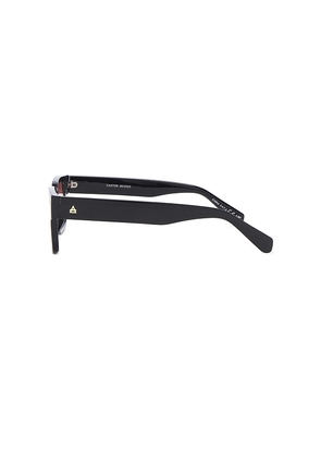 AIRE Castor Sunglasses in Black.