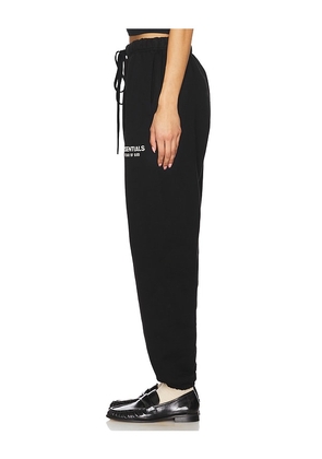 Fear of God ESSENTIALS Fleece Essential Sweatpant in Black. Size XL/1X. Also in L.