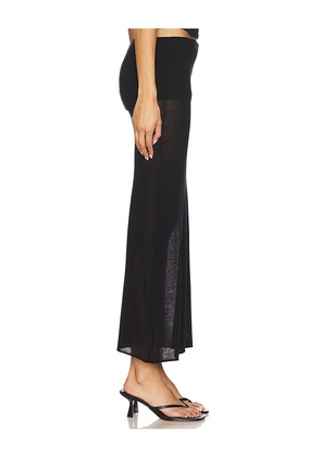 Geel Danni Skirt in Black. Size M. Also in XL.