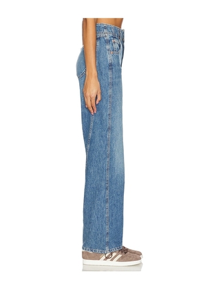 Free People x We The Free Aster Straight Leg Jeans in Denim-Medium. Size 25. Also in 24, 26, 31, 32.
