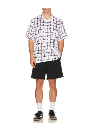 Oyster Net Button Up in White. Size L. Also in S, M, XL/1X, XXL/2X.