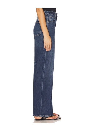 Free People x We The Free Nia Boyfriend Jean In In Too Deep in Blue. Size 25. Also in 24, 28, 29, 30, 31, 32.