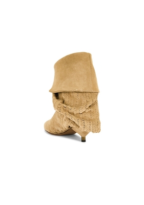 Isabel Marant Edrik Boot in Beige. Size 37. Also in 39, 41.