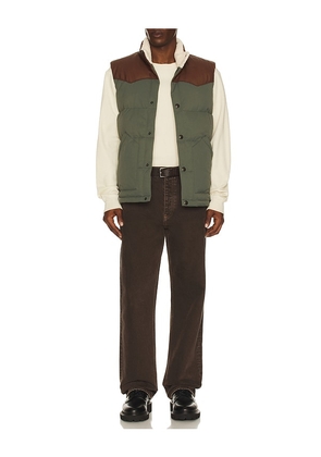 Faherty Range Down Vest in Green. Size M. Also in L, XL/1X.