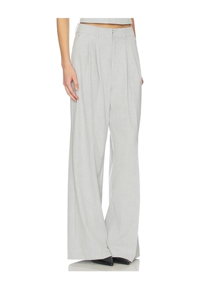 Good American Essential Suiting Trousers in Light Grey. Size 12. Also in 16.