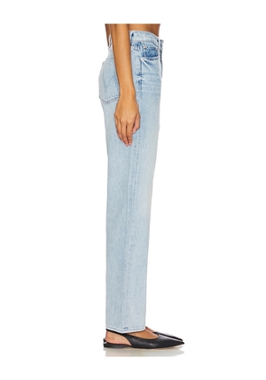 MOTHER High Waisted Study Skimp Jeans in Denim-Light. Size 33. Also in 24, 28, 34.