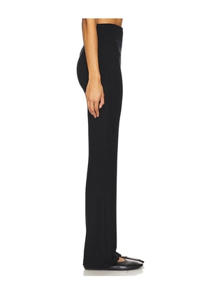 LESET Lauren Straight Pant in Black. Size L. Also in M, S, XL.