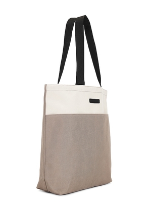 Ucon Acrobatics Noah Bag in Cream.