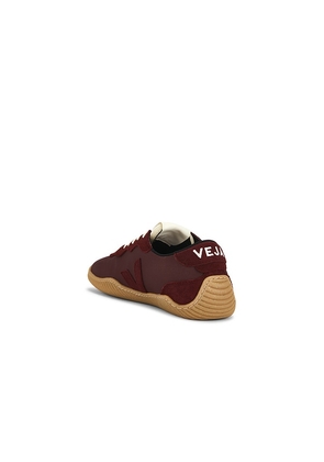 Veja X Baserange Jitsu Sneaker in Burgundy. Size 37. Also in 36, 38, 39, 40, 41.