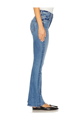 MOTHER High Waisted Weekend Skimp Jeans in Blue. Size 26. Also in 28, 29.