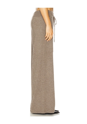 Lisa Yang Omi Trousers in Beige. Size 2. Also in 0, 1.