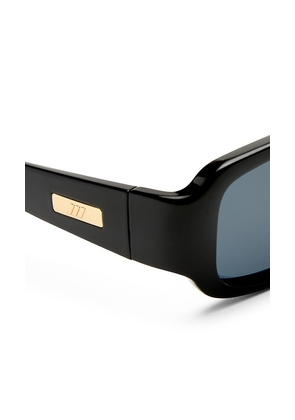 Le Specs Gigglemug Sunglasses in Black.