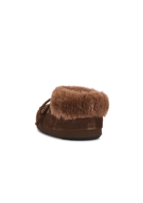 MOON BOOT X Guest in Residence Evx Chalet Mule in Brown. Size 37/38. Also in 35/36, 39/40.