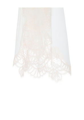 Maria Lucia Hohan Iva Veil in Blush.