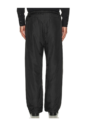 Le17Septembre Curved Pants in Black. Size 46. Also in 48, 50, 52.