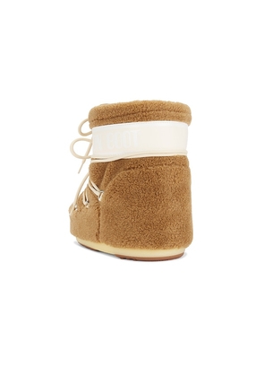 MOON BOOT Icon Low Fleece Boot in Brown. Size 39-41. Also in 36-38.