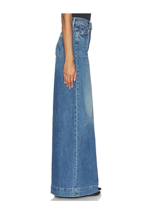 MOTHER The Headliner Sneak Jeans in Blue. Size 24. Also in 26, 28, 33, 34.