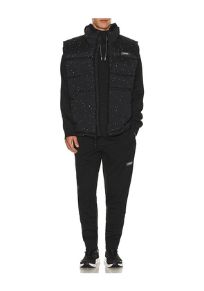 Legends Hawthorne Tech Hoodie in Black. Size M. Also in S, L.