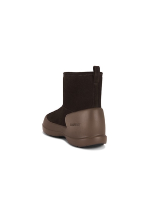 MOON BOOT Mezzaluna Mid Boot in Brown. Size 42. Also in 43, 44.