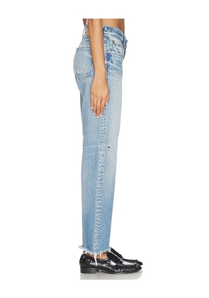 Moussy Vintage Mattapan Straight Low Rise Jeans in Blue. Size 25. Also in 26, 27, 28, 29, 31, 32.