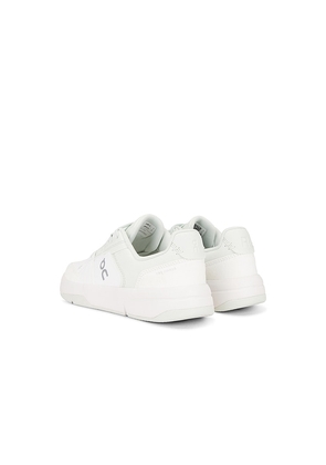 On The Roger Clubhouse Sneaker in White. Size 6.5. Also in 6, 7.5, 8, 8.5, 10.